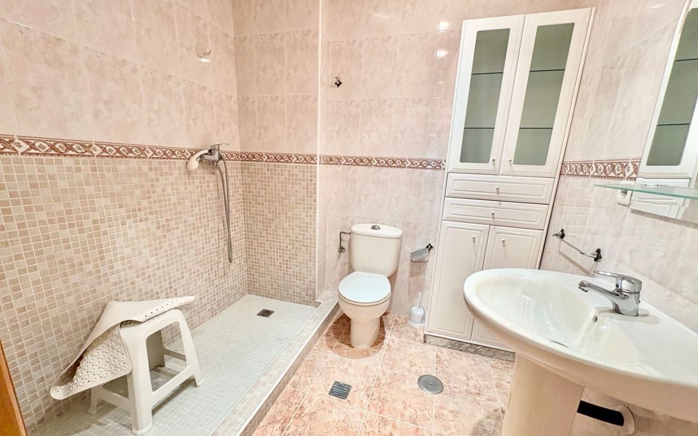 3 soveværelse Lejlighed til salg i Salobrena med garage - € 220.000 (Ref: 6010173)