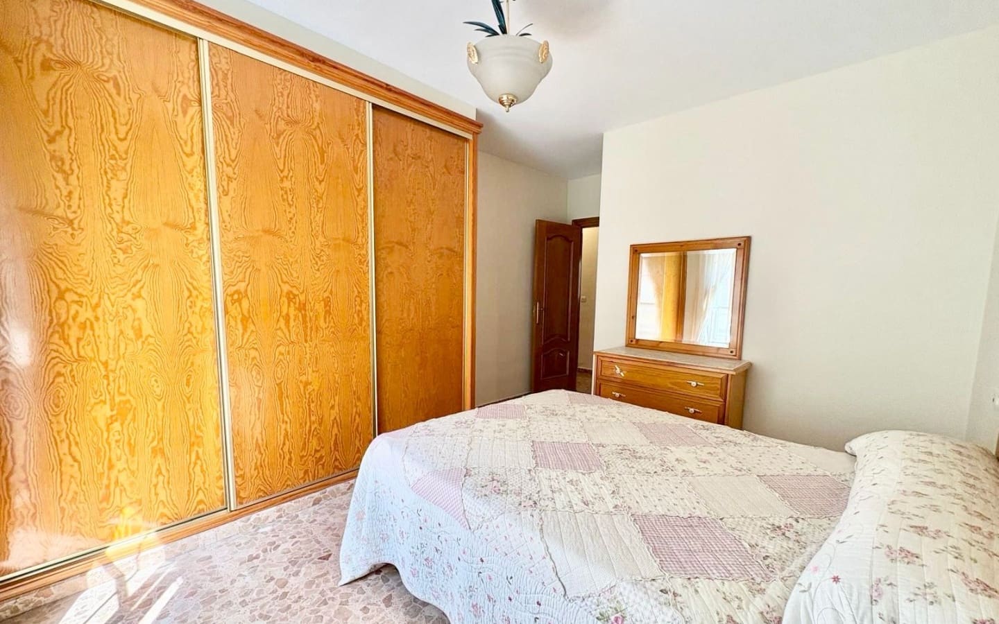 3 soveværelse Lejlighed til salg i Salobrena med garage - € 220.000 (Ref: 6010173)