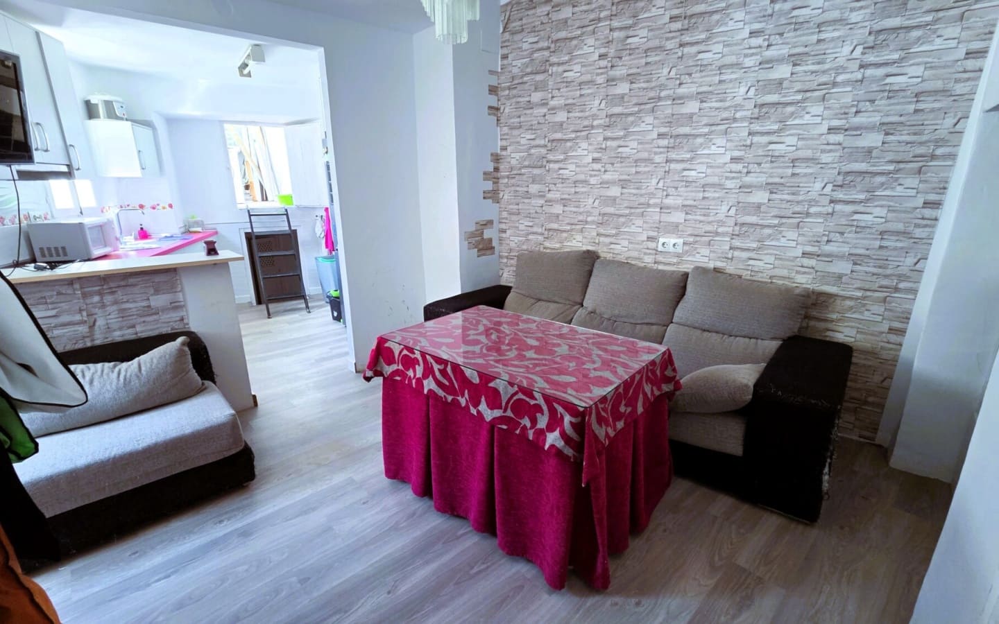 2 slaapkamer Commercieel te koop in Torvizcon - € 50.500 (Ref: 6010174)