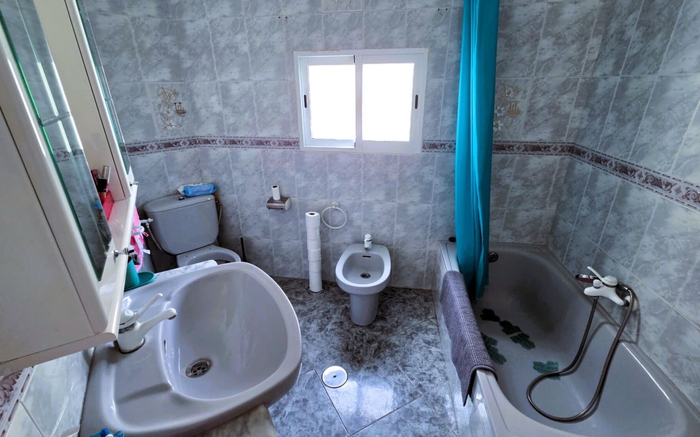 2 slaapkamer Commercieel te koop in Torvizcon - € 50.500 (Ref: 6010174)