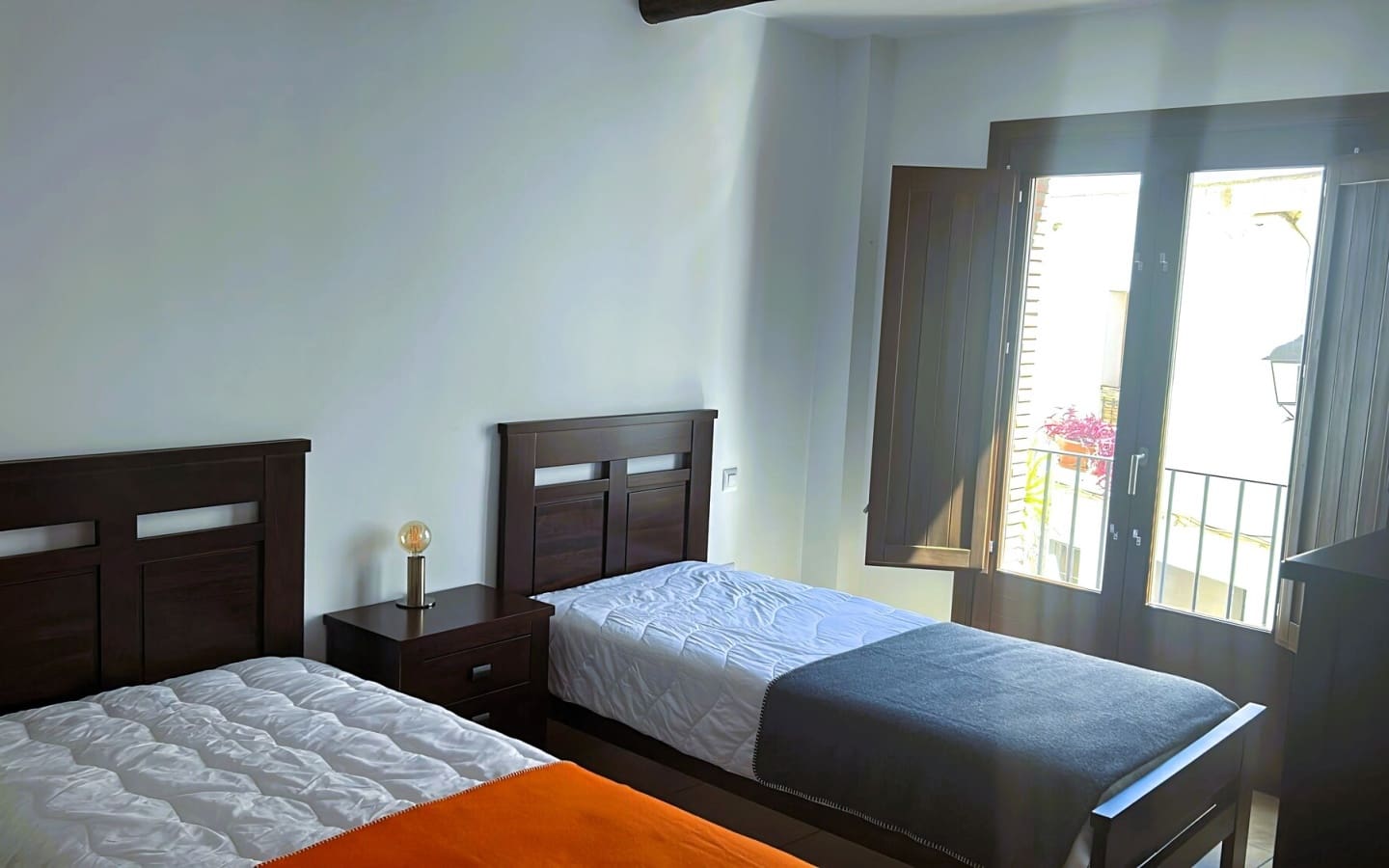 5 bedroom Townhouse for sale in Orgiva with garage - € 320,000 (Ref: 6039838)