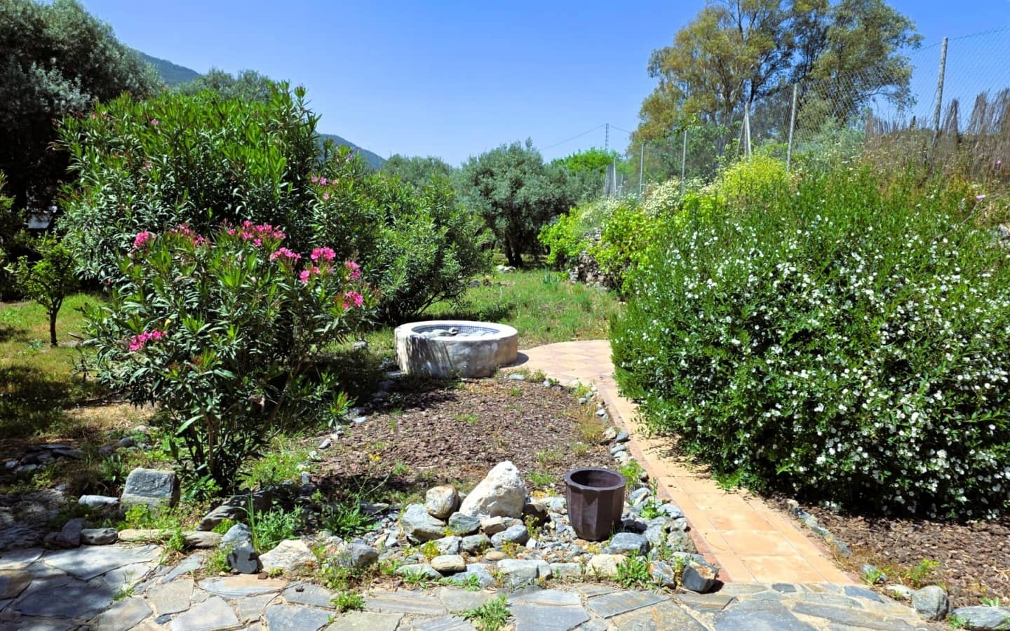 2 soverom Finca/Herregård til salgs i Orgiva - € 240 000 (Ref: 6039840)