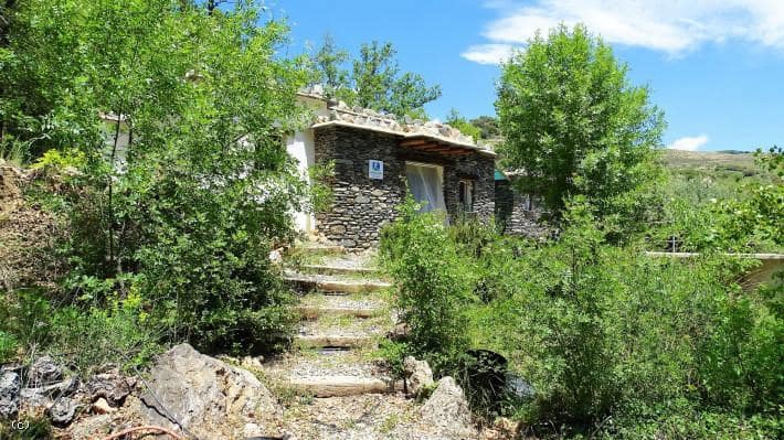 Grunde uden byggetilladelser til salg i Juviles - € 250.000 (Ref: 6077305)