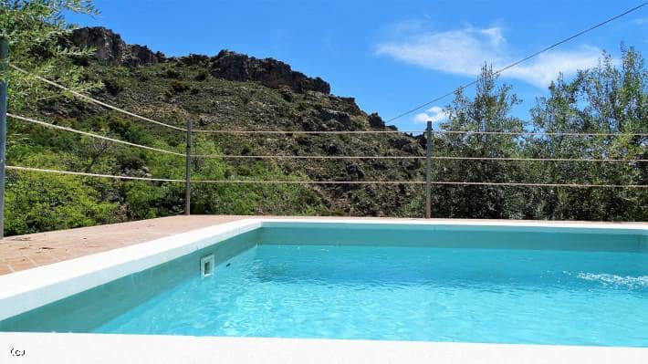 Grunde uden byggetilladelser til salg i Juviles - € 250.000 (Ref: 6077305)