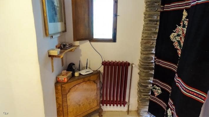 Grunde uden byggetilladelser til salg i Juviles - € 250.000 (Ref: 6077305)