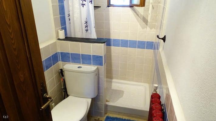 Grunde uden byggetilladelser til salg i Juviles - € 250.000 (Ref: 6077305)