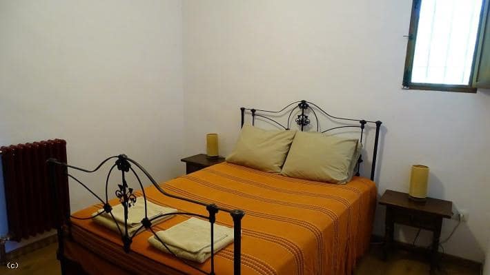 Grunde uden byggetilladelser til salg i Juviles - € 250.000 (Ref: 6077305)