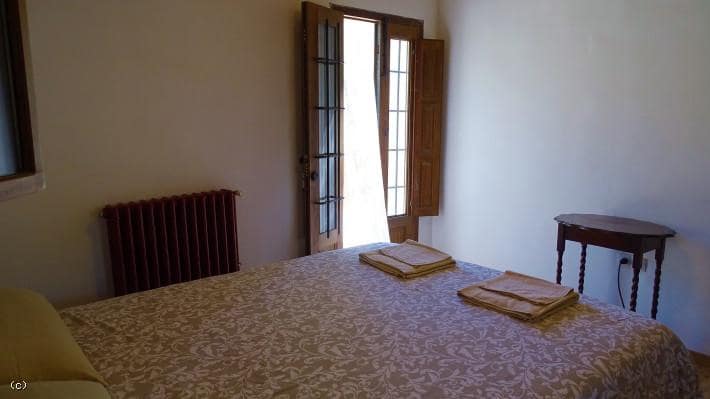 Grunde uden byggetilladelser til salg i Juviles - € 250.000 (Ref: 6077305)