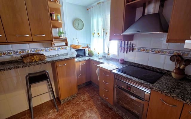 Piso de 3 habitaciones en Salobreña en venta con garaje - 215.000 € (Ref: 6141168)