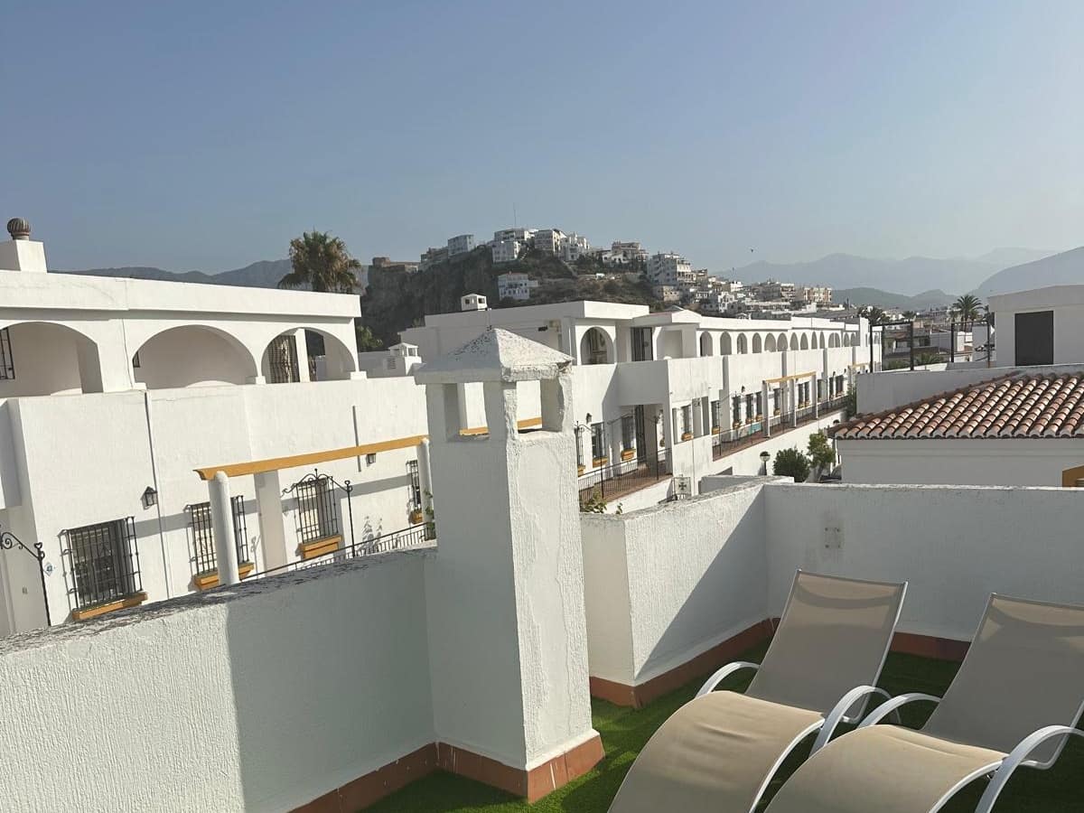 4 slaapkamer Halfvrijstaande villa te koop in Salobrena met zwembad garage - € 425.000 (Ref: 6230872)