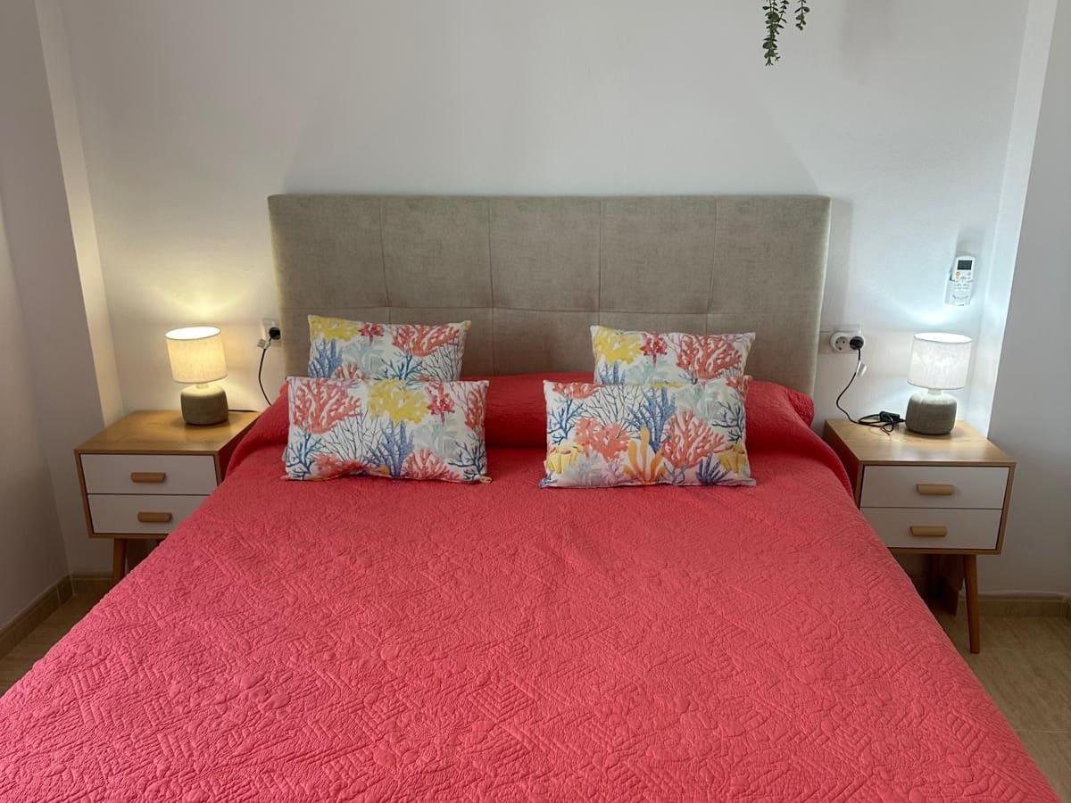 4 slaapkamer Halfvrijstaande villa te koop in Salobrena met zwembad garage - € 425.000 (Ref: 6230872)