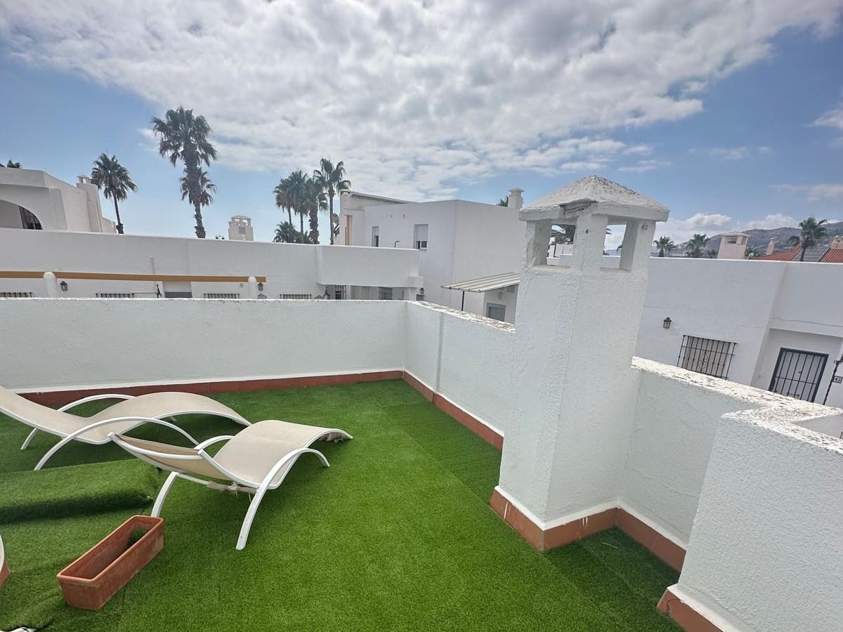 4 slaapkamer Halfvrijstaande villa te koop in Salobrena met zwembad garage - € 425.000 (Ref: 6230872)