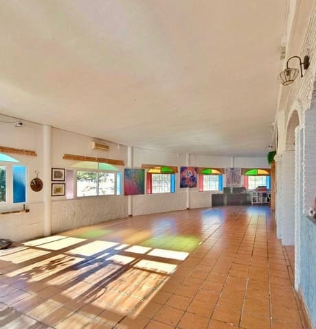 5 sypialnia Finka/Dom wiejski na sprzedaż w Motril z basenem garażem - 499 000 € (Ref: 6237649)