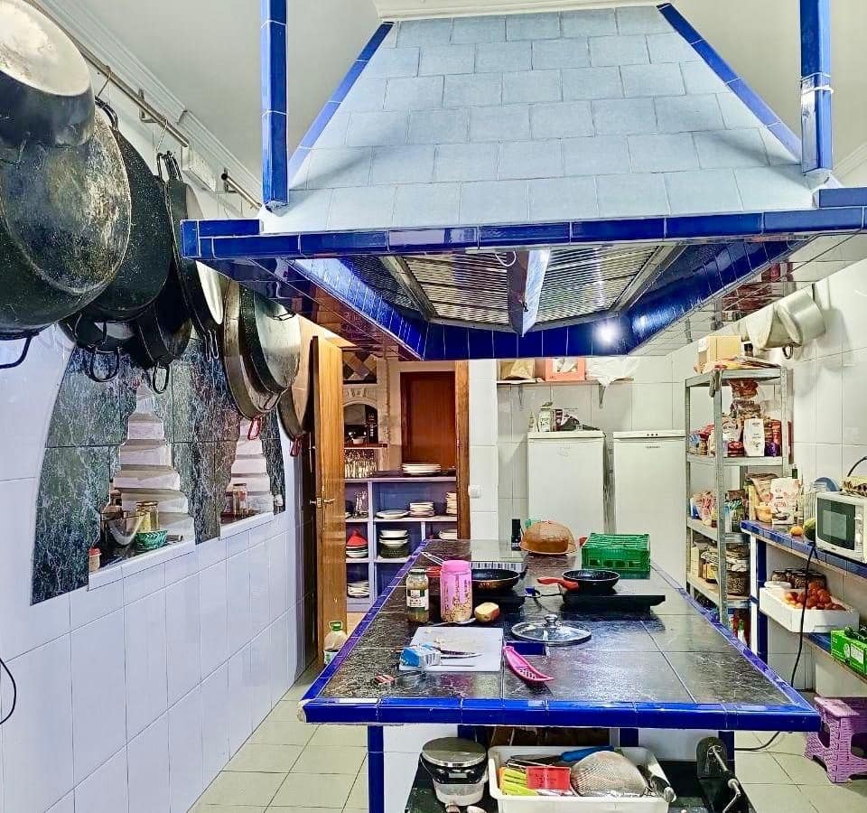5 sypialnia Finka/Dom wiejski na sprzedaż w Motril z basenem garażem - 499 000 € (Ref: 6237649)