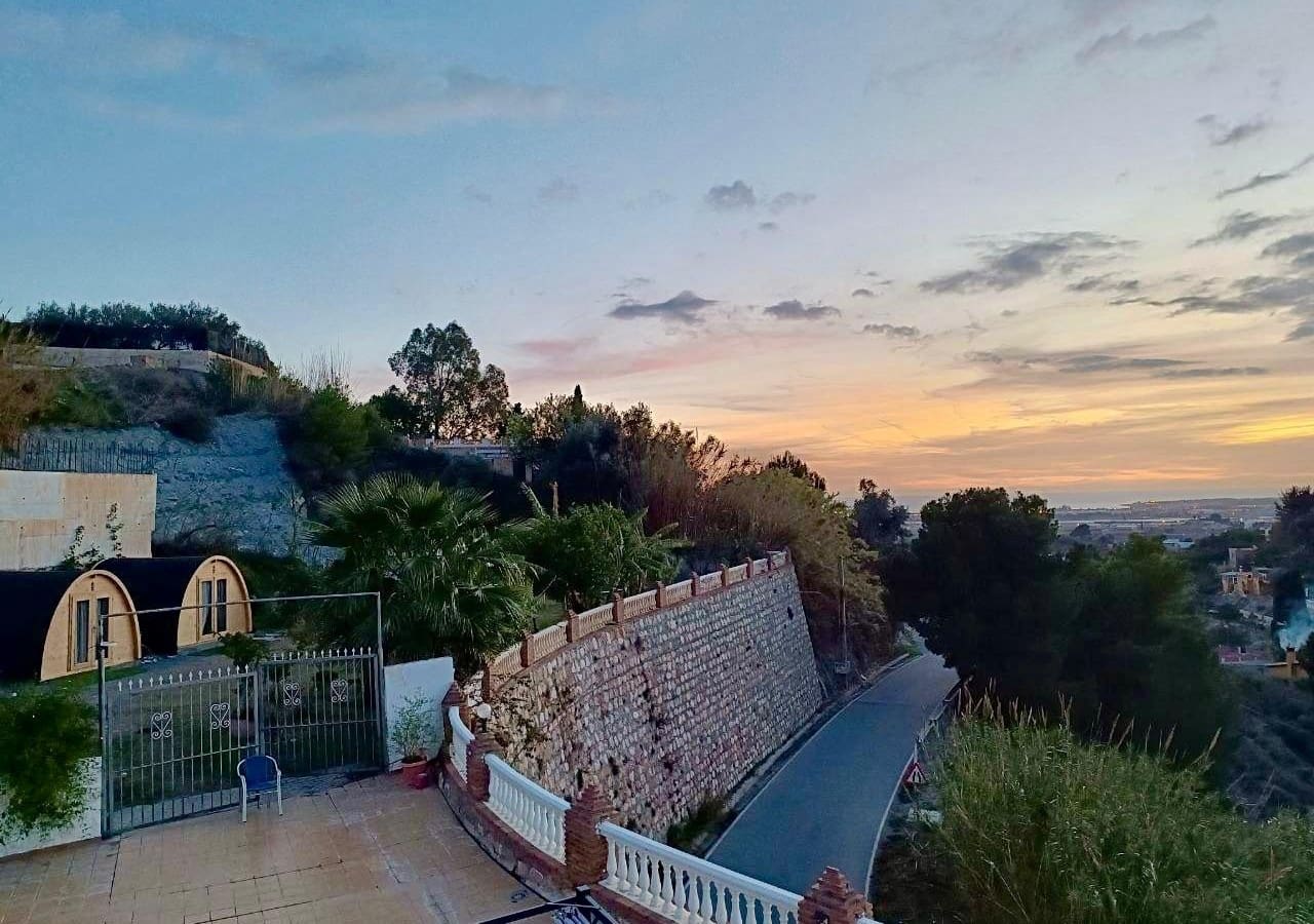 5 sypialnia Finka/Dom wiejski na sprzedaż w Motril z basenem garażem - 499 000 € (Ref: 6237649)