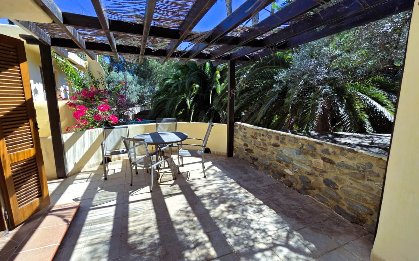 9 sovrum Lägenhet till salu i Orgiva med pool garage - 850 000 € (Ref: 6241015)