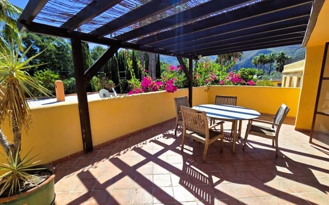 9 sovrum Lägenhet till salu i Orgiva med pool garage - 850 000 € (Ref: 6241015)