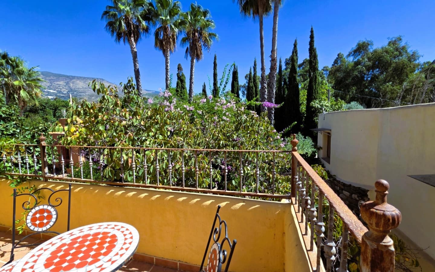 9 sovrum Lägenhet till salu i Orgiva med pool garage - 850 000 € (Ref: 6241015)