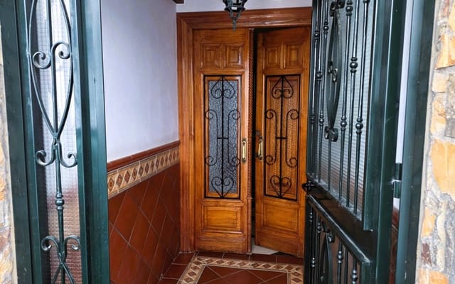 5 quarto Casa em Banda para venda em Lanjarón - 240 000 € (Ref: 6259292)