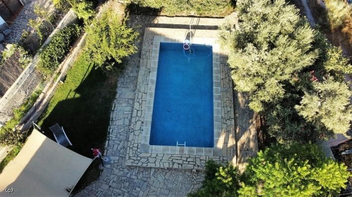 Grunde uden byggetilladelser til salg i Orgiva - € 330.000 (Ref: 6358424)