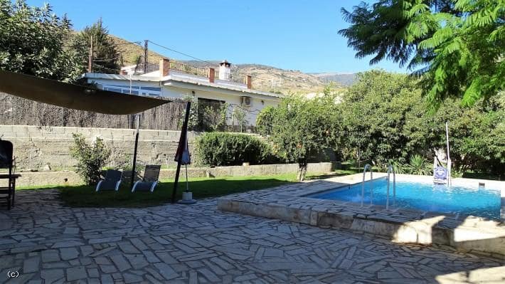 Grunde uden byggetilladelser til salg i Orgiva - € 330.000 (Ref: 6358424)