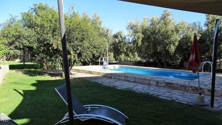 Grunde uden byggetilladelser til salg i Orgiva - € 330.000 (Ref: 6358424)