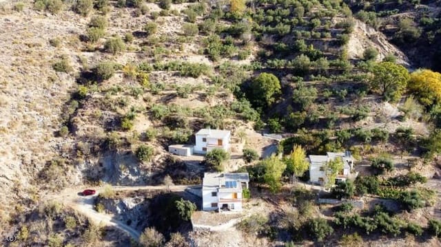 8 soveværelse Lejlighed til salg i Torvizcón med garage - € 450.000 (Ref: 6389303)