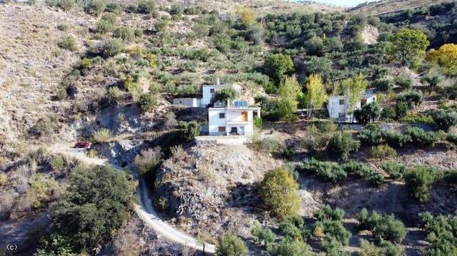 8 soveværelse Lejlighed til salg i Torvizcón med garage - € 450.000 (Ref: 6389303)