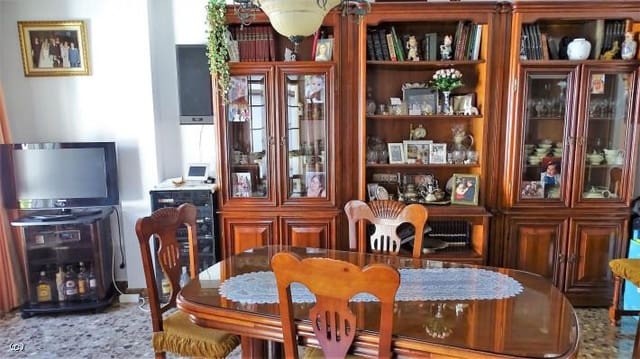 6 soveværelse Byhus til salg i Lanjarón med garage - € 200.000 (Ref: 6515107)