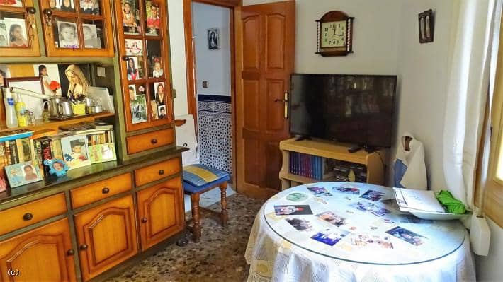 6 soveværelse Byhus til salg i Lanjaron med garage - € 200.000 (Ref: 6515107)