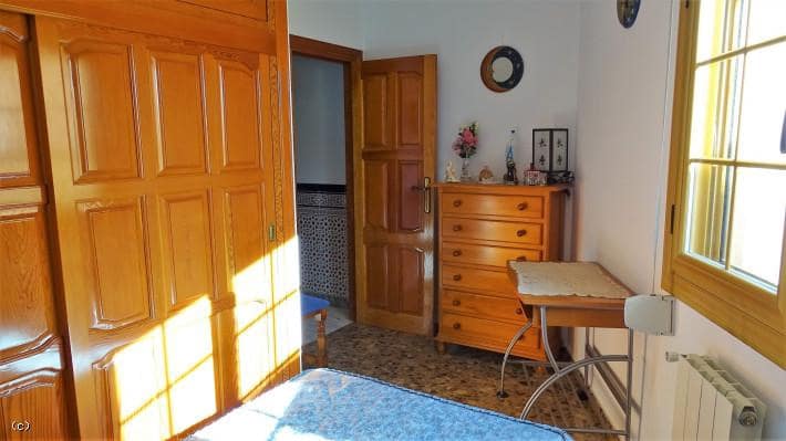 6 soveværelse Byhus til salg i Lanjaron med garage - € 200.000 (Ref: 6515107)