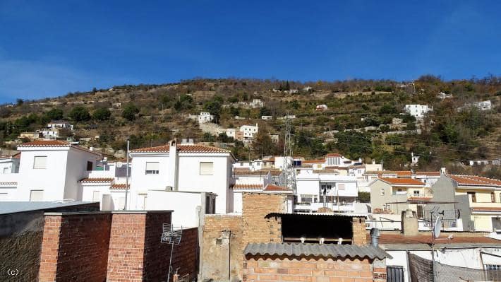 6 soveværelse Byhus til salg i Lanjaron med garage - € 200.000 (Ref: 6515107)