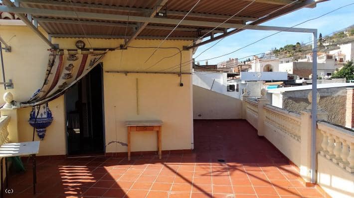 6 soveværelse Byhus til salg i Lanjaron med garage - € 200.000 (Ref: 6515107)
