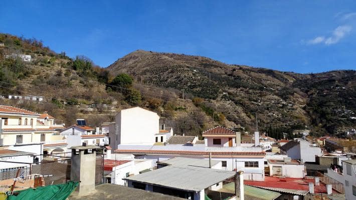 6 soveværelse Byhus til salg i Lanjaron med garage - € 200.000 (Ref: 6515107)