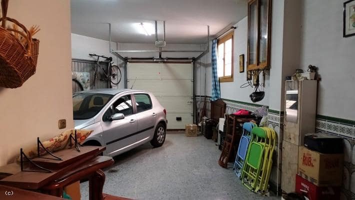 6 soveværelse Byhus til salg i Lanjaron med garage - € 200.000 (Ref: 6515107)