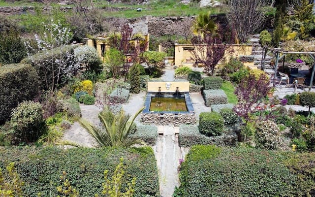 4 soveværelse Finca/Landehus til salg i La Taha med garage - € 575.000 (Ref: 6788372)