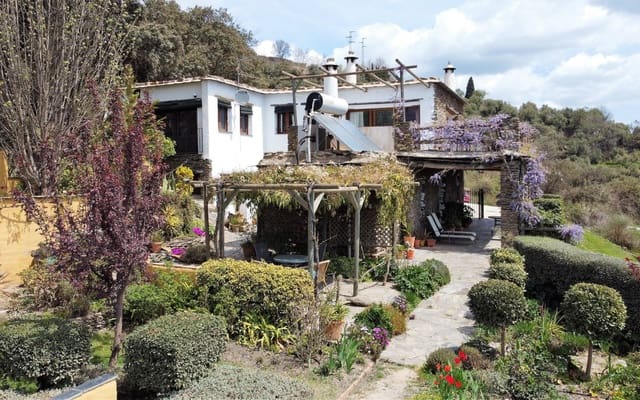 4 soveværelse Finca/Landehus til salg i La Taha med garage - € 575.000 (Ref: 6788372)