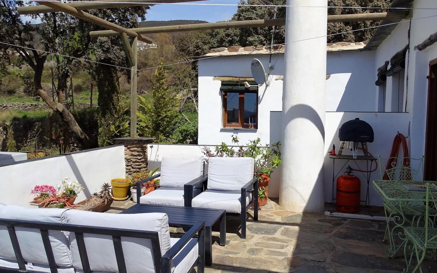 4 soveværelse Finca/Landehus til salg i La Taha med garage - € 575.000 (Ref: 6788372)