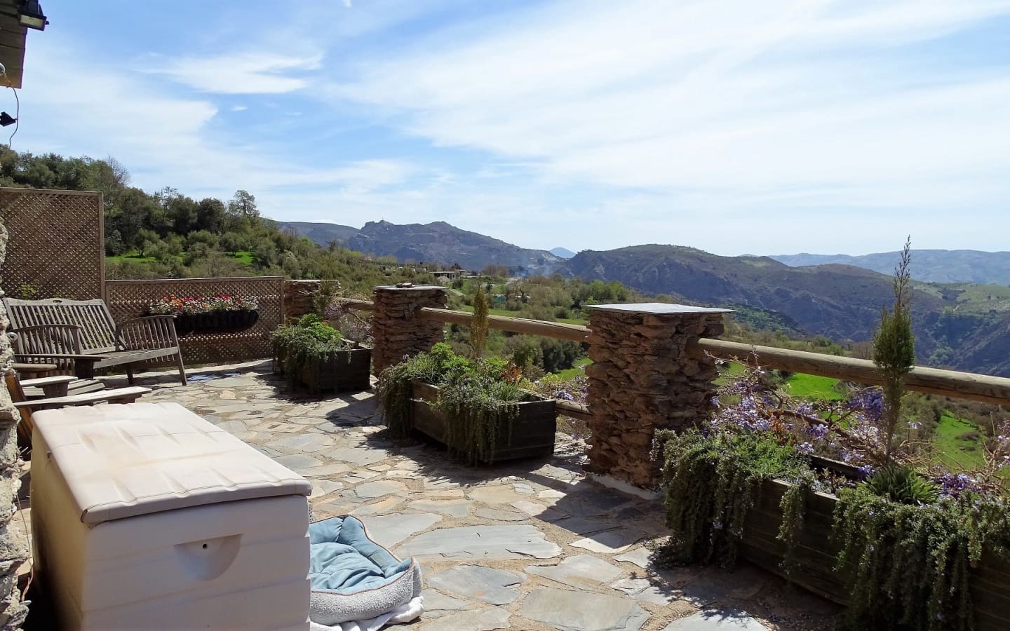 4 soveværelse Finca/Landehus til salg i La Taha med garage - € 575.000 (Ref: 6788372)