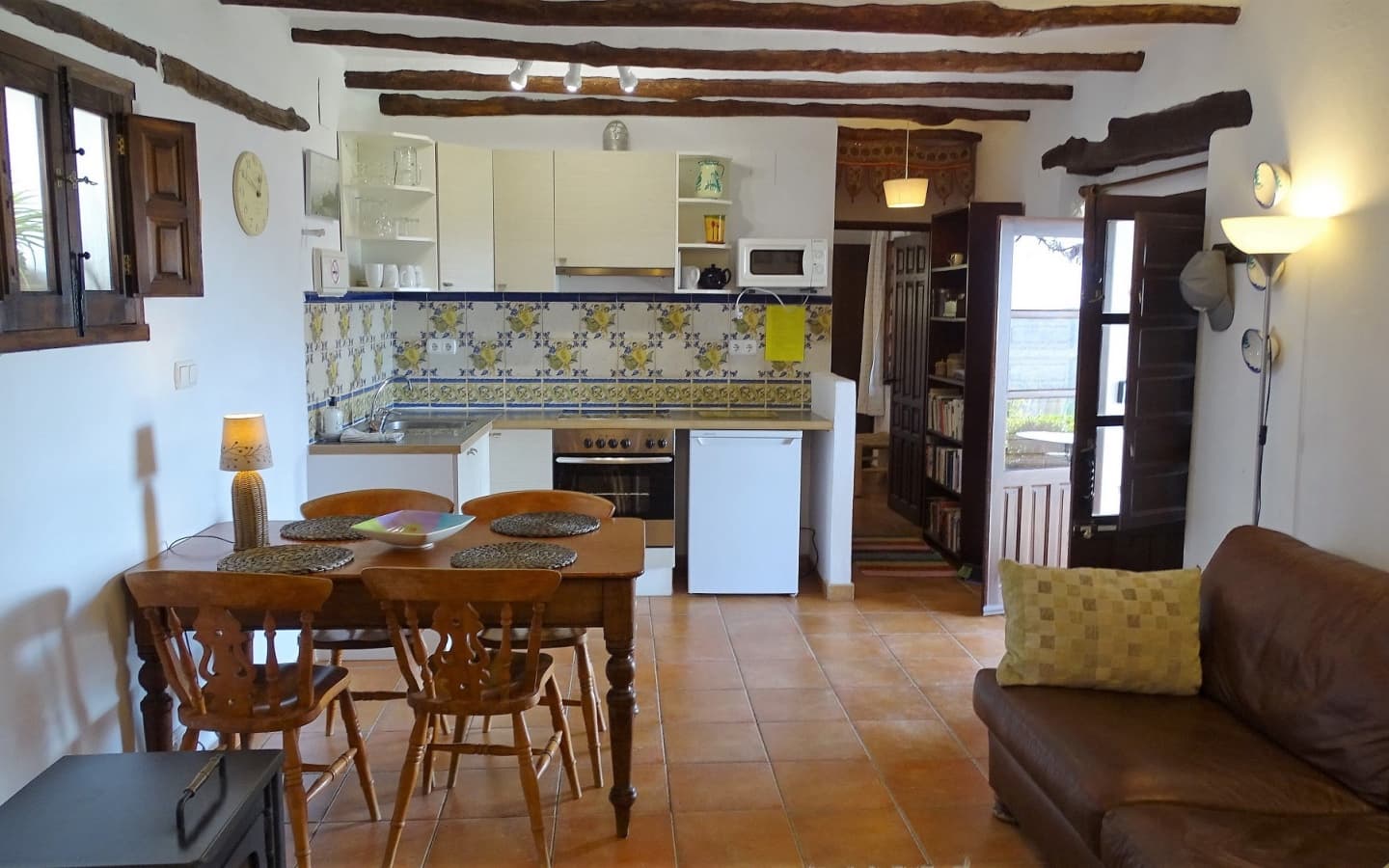 4 soveværelse Finca/Landehus til salg i La Taha med garage - € 575.000 (Ref: 6788372)