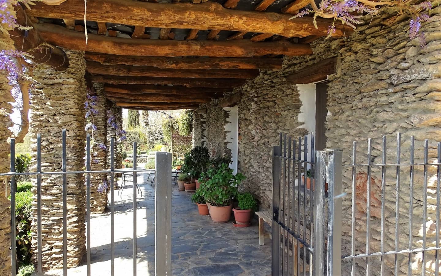 4 soveværelse Finca/Landehus til salg i La Taha med garage - € 575.000 (Ref: 6788372)