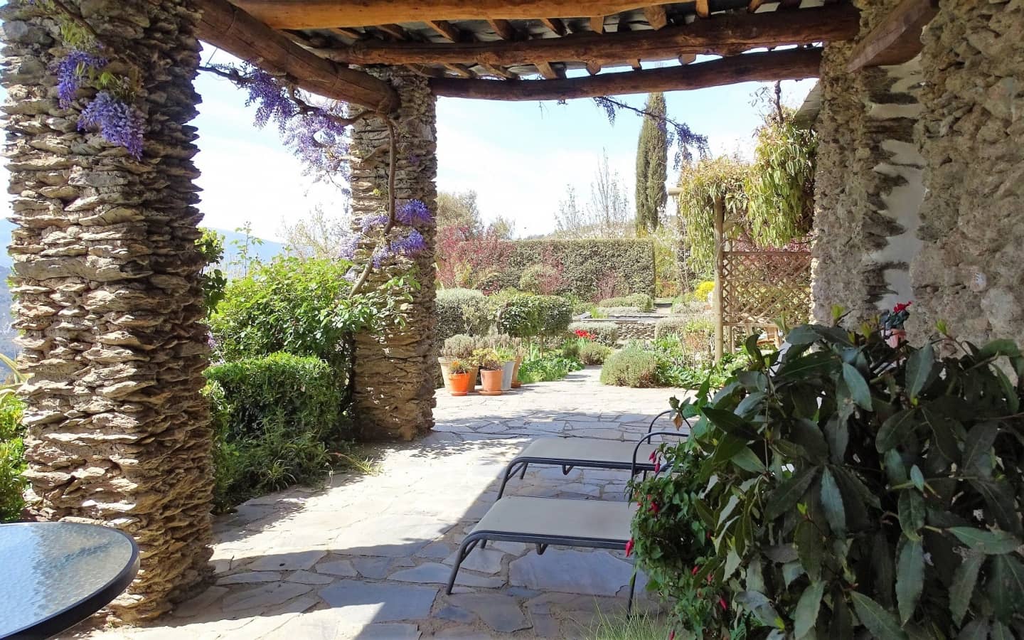 4 soveværelse Finca/Landehus til salg i La Taha med garage - € 575.000 (Ref: 6788372)