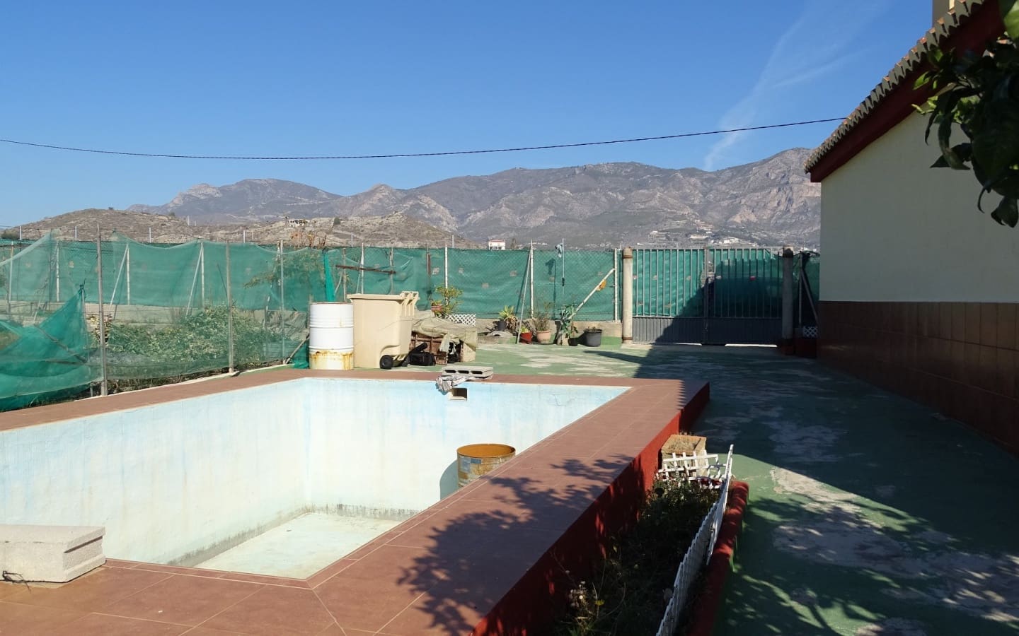 Ubebygd land til salgs i Salobrena - € 180 000 (Ref: 6898343)