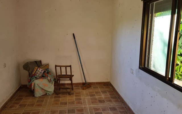 Grunde uden byggetilladelser til salg i Salobreña - € 65.000 (Ref: 6933580)