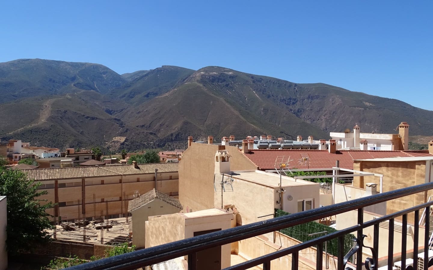 4 soverom Hus til salgs i Orgiva - € 118 000 (Ref: 6944141)