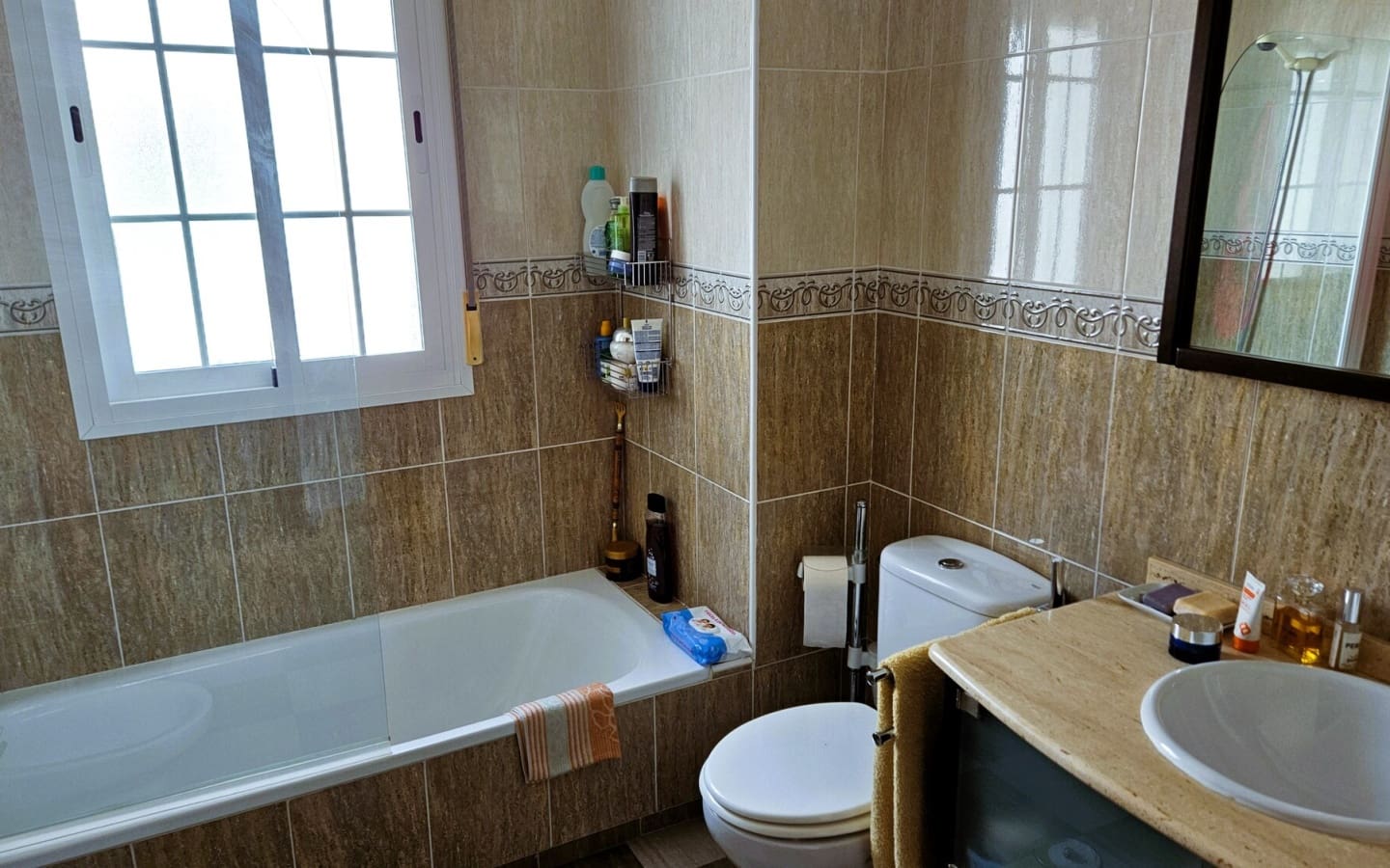 2 makuuhuone Asunto myytävänä paikassa Salobrena mukana 
autotalli - 270 000 € (Ref: 8573196)