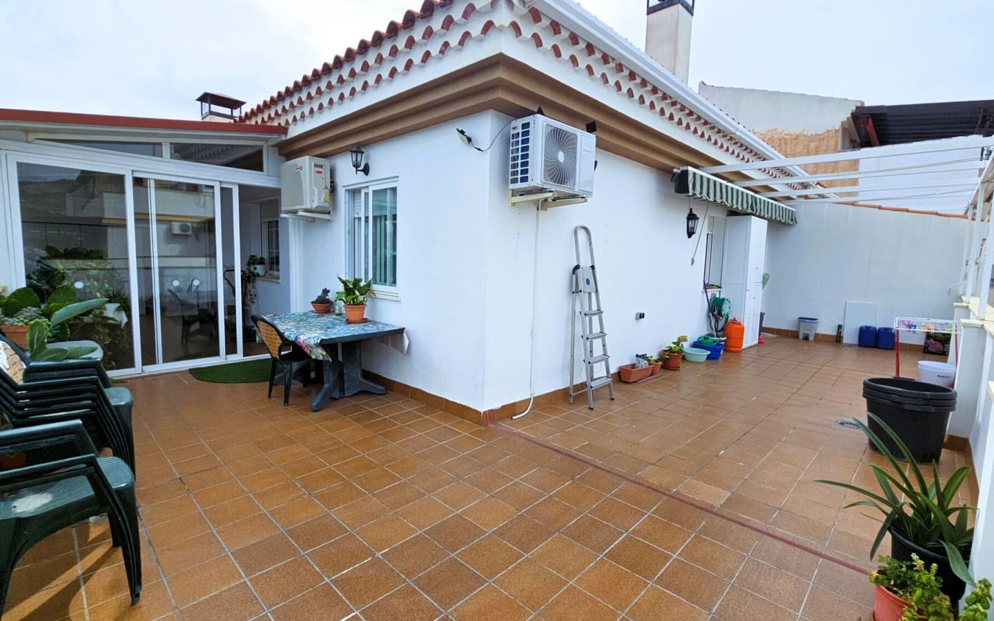 2 makuuhuone Asunto myytävänä paikassa Salobrena mukana 
autotalli - 270 000 € (Ref: 8573196)