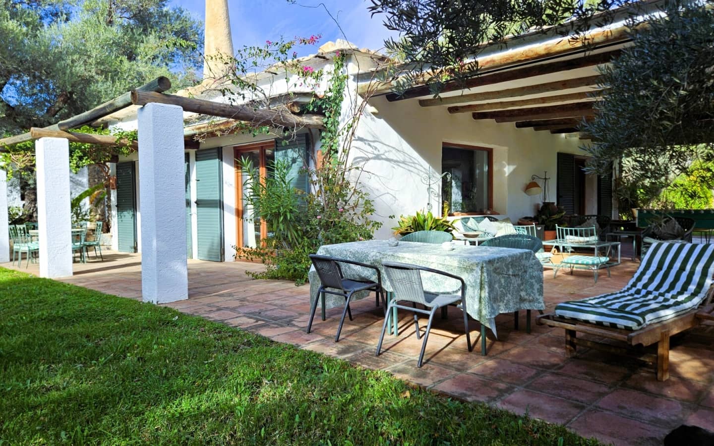 3 soveværelse Villa til salg i Orgiva med garage - € 680.000 (Ref: 8764954)