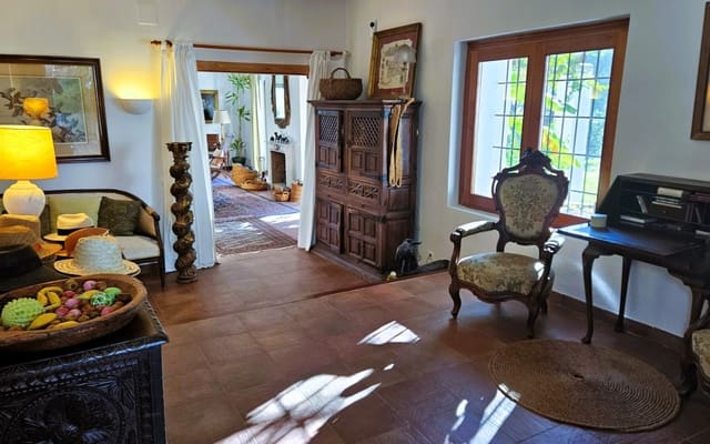 3 soveværelse Villa til salg i Orgiva med garage - € 680.000 (Ref: 8764954)