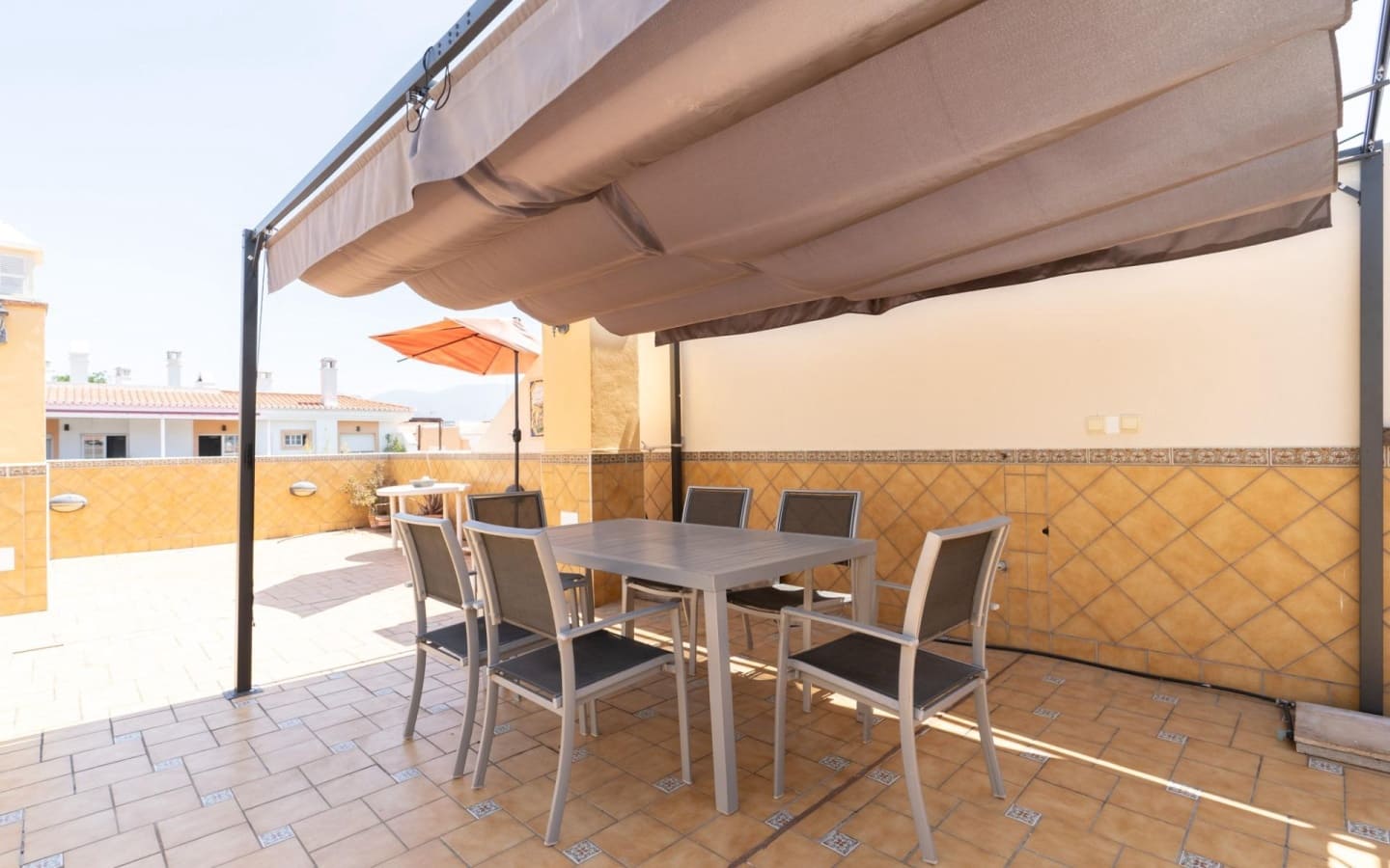 3 soverom Leilighet til salgs i Salobrena med garasje - € 340 000 (Ref: 9138235)